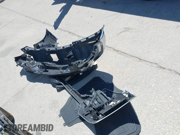 2022 Chevrolet Silverado 1500 Work Truck with VIN 3GCNAAEK6NG566881, listed as a IAAI auction lot 42044139 with 57,664 mi miles and . Bid and sale history available at DreamBid. Image 12.