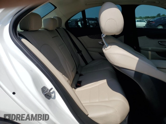2018 Mercedes-Benz C 300 with VIN 55SWF4JB5JU265224, listed as a Copart auction lot 59211475 with 56,119 mi miles and Clean title. Bid and sale history available at DreamBid. Image 10.