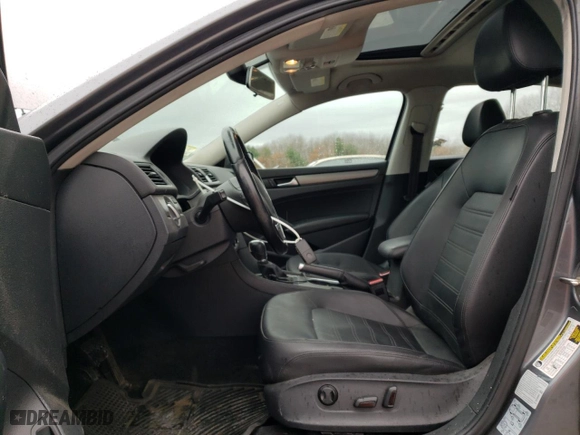 2015 Volkswagen Passat 1.8T Sport with VIN 1VWBT7A33FC119084, listed as a Copart auction lot 81329114 with 109,453 mi miles and Clean Title. Bid and sale history available at carsss.com. Image 7.