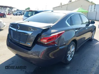 2013 Nissan Altima SV with VIN 1N4AL3APXDN509505, listed as a IAAI auction lot 41967363 with 133,122 mi miles and . Bid and sale history available at carsss.com. Image 4.