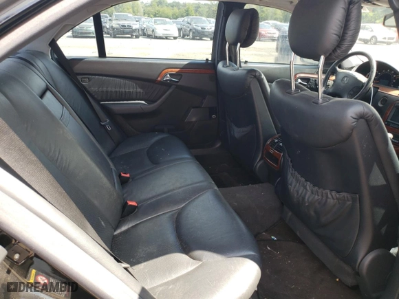 2000 Mercedes-Benz S-Class with VIN WDBNG70J8YA111998, listed as a Copart auction lot 68190024 with 141,580 mi miles and Clean Title. Bid and sale history available at carsss.com. Image 10.
