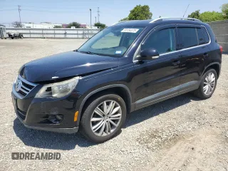 2010 Volkswagen Tiguan SEL with VIN WVGAV7AX1AW536394, listed as a Copart auction lot 58154375 with 113,562 mi miles and Salvage title. Bid and sale history available at DreamBid. Image 1.