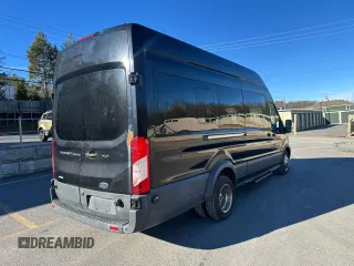 2017 Ford Transit Passenger XL with VIN 1FBVU4XG1HKA50432, listed as a Copart auction lot 83802734 with 144,324 mi miles and Clean Title. Bid and sale history available at DreamBid. Image 3.