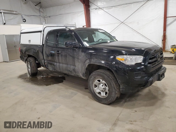 2018 Toyota Tacoma SR z VIN 5TFSX5EN3JX061440, wystawiony jako Copart lot #86986654 z przebiegiem 172 754 mil mil oraz Szkoda całkowita • Salvage title. Historia ofert i sprzedaży dostępna na DreamBid. Obrazek 4.