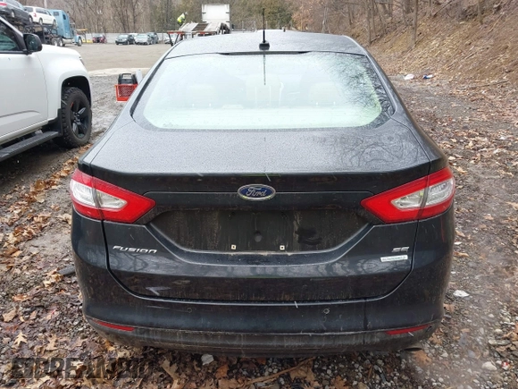 2013 Ford Fusion SE with VIN 3FA6P0HR7DR123816, listed as a IAAI auction lot 41737731 with 150,156 mi miles. Bid and sale history available at carsss.com. Image 16.