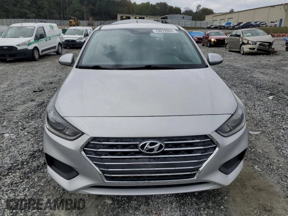 2019 Hyundai Accent SE with VIN 3KPC24A39KE056696, listed as a Copart auction lot 79672864 with 29,263 mi miles and Salvage Title. Bid and sale history available at carsss.com. Image 5.