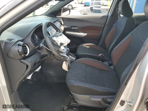 2018 Nissan Kicks S with VIN 3N1CP5CU8JL515923, listed as a Copart auction lot 49891795 with 57,334 mi miles and Salvage Title. Bid and sale history available at carsss.com. Image 7.