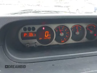 2008 Scion xB z VIN JTLKE50E681039754, wystawiony jako IAAI lot #42067611 z przebiegiem 133 463 mil mil oraz . Historia ofert i sprzedaży dostępna na DreamBid. Obrazek 15.