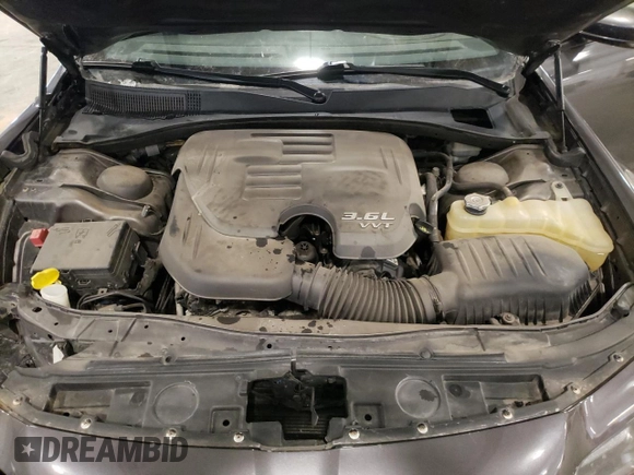 2015 Chrysler 300 with VIN 2C3CCAGG4FH892422, listed as a Copart auction lot 48292945 with 165,687 mi miles and Salvage Title. Bid and sale history available at carsss.com. Image 13.