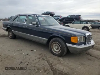 1984 Mercedes-Benz 500 z VIN WDBCA37B8EA085222, wystawiony jako Copart lot #87462054 z przebiegiem 205 226 mil mil oraz Tytuł czysty. Historia ofert i sprzedaży dostępna na DreamBid. Obrazek 4.