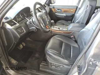 2008 Land Rover Range Rover Sport HSE z VIN SALSK25468A133046, wystawiony jako Copart lot #51070145 z przebiegiem 171 149 mil mil oraz Czysty tytuł • Clean title. Historia ofert i sprzedaży dostępna na DreamBid. Obrazek 7.