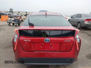 2016 Toyota Prius Two z VIN JTDKBRFU4G3531941, wystawiony jako IAAI lot #42023633 z przebiegiem 249 098 mil mil oraz . Historia ofert i sprzedaży dostępna na DreamBid. Obrazek 16.