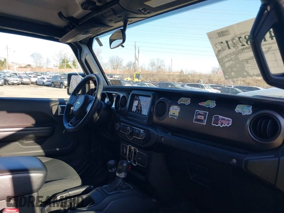 2020 Jeep Wrangler Unlimited Willys with VIN 1C4HJXDN6LW139789, listed as a IAAI auction lot 41882217 with 40,960 mi miles and . Bid and sale history available at DreamBid. Image 5.