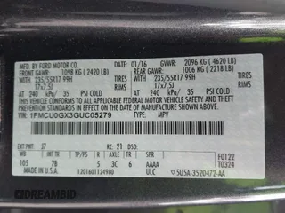 2016 Ford Escape SE with VIN 1FMCU0GX3GUC05279, listed as a IAAI auction lot 42142557 with 87,177 mi miles. Bid and sale history available at carsss.com. Image 9.