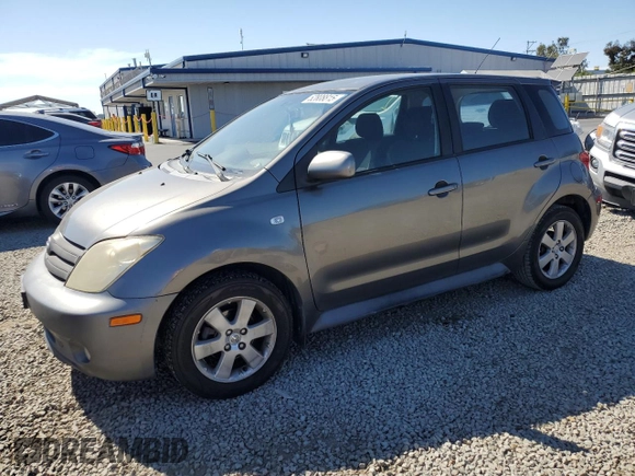 2004 Scion xA with VIN JTKKT624140043635, listed as a Copart auction lot 52808815 with 197,115 mi miles and Salvage Title. Bid and sale history available at DreamBid. Image 1.