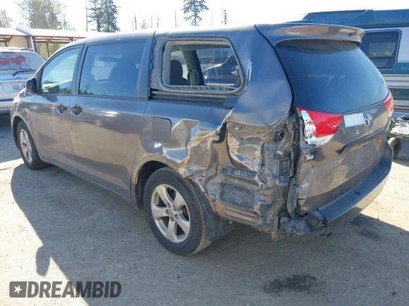 2013 Toyota Sienna L with VIN 5TDZK3DC1DS400675, listed as a IAAI auction lot 42053231 with 85,070 mi miles. Bid and sale history available at carsss.com. Image 3.