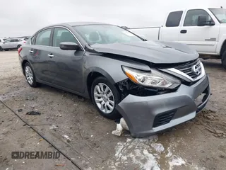 2017 Nissan Altima SV with VIN 1N4AL3AP2HC479630, listed as a IAAI auction lot 41418451 with 117,828 mi miles and . Bid and sale history available at carsss.com. Image 1.