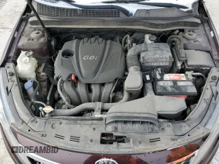 2017 Kia Optima LX z VIN KNAGT4L31H5157034, wystawiony jako Copart lot #45582345 z przebiegiem 239 655 mil mil oraz Szkoda całkowita • Salvage title. Historia ofert i sprzedaży dostępna na DreamBid. Obrazek 12.