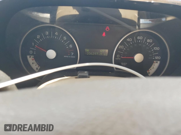2007 Ford Explorer XLT с VIN 1FMEU63E77UA85678, выставлен на аукционе Copart как лот 62417535 с пробегом 206 297 миль миль и Списание • Salvage title. История ставок и продаж доступна на DreamBid. Изображение 9.