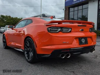 2019 Chevrolet Camaro ZL1 with VIN 1G1FJ1R64K0118617, listed as a Copart auction lot 44294925 with 18,617 mi miles and Clean Title. Bid and sale history available at carsss.com. Image 3.