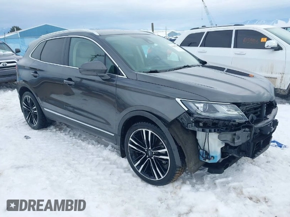 2018 Lincoln MKC Reserve with VIN 5LMTJ3DH4JUL19545, listed as a IAAI auction lot 41488381 with 38,215 mi miles and . Bid and sale history available at DreamBid. Image 1.