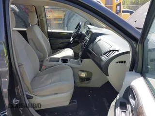 2011 Dodge Grand Caravan Crew with VIN 2D4RN5DG1BR790613, listed as a IAAI auction lot 42106380 with 188,528 mi miles and . Bid and sale history available at DreamBid. Image 5.