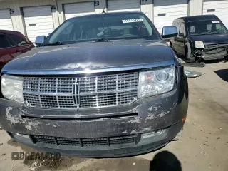 2010 Lincoln MKX with VIN 2LMDJ8JC2ABJ25880, listed as a Copart auction lot 46810725 with 109,792 mi miles and Salvage Title. Bid and sale history available at carsss.com. Image 11.