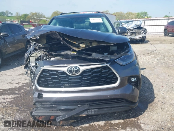 2021 Toyota Highlander L with VIN 5TDZZRAH3MS523182, listed as a IAAI auction lot 42052236 with 62,721 mi miles and . Bid and sale history available at DreamBid. Image 13.