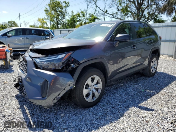 2023 Toyota RAV4 LE z VIN 2T3H1RFV3PC247527, wystawiony jako Copart lot #61924645 z przebiegiem 30 533 mil mil oraz Szkoda całkowita • Salvage title. Historia ofert i sprzedaży dostępna na DreamBid. Obrazek 1.