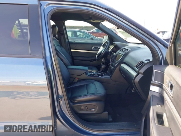 2018 Ford Explorer XLT с VIN 1FM5K7D89JGB64912, выставлен на аукционе IAAI как лот 42370853 с пробегом 76 208 миль миль и . История ставок и продаж доступна на DreamBid. Изображение 5.