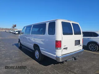 2013 Ford Econoline Passenger XL with VIN 1FBSS3BL2DDA04310, listed as a Copart auction lot 89328785 with 211,391 mi miles and Clean Title. Bid and sale history available at DreamBid. Image 3.