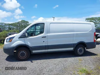 2018 Ford Transit z VIN 1FTYR1YM9JKB43850, wystawiony jako IAAI lot #42151963 z przebiegiem 72 286 mil mil oraz . Historia ofert i sprzedaży dostępna na DreamBid. Obrazek 14.