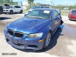 2013 BMW M3 with VIN WBSDX9C54DE785715, listed as a IAAI auction lot 41959235 with 1 mi miles. Bid and sale history available at carsss.com. Image 17.