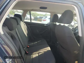 2010 Volkswagen Jetta S z VIN 3VWKZ7AJ4AM647401, wystawiony jako Copart lot #63454595 z przebiegiem 207 145 mil mil oraz Szkoda całkowita • Salvage title. Historia ofert i sprzedaży dostępna na DreamBid. Obrazek 10.