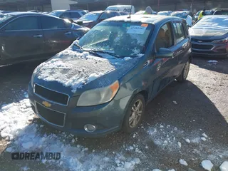 2011 Chevrolet Aveo 2LT z VIN KL1TG6DE9BB137504, wystawiony jako IAAI lot #41182381 z przebiegiem 146 232 mil mil oraz . Historia ofert i sprzedaży dostępna na DreamBid. Obrazek 2.