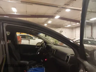 2018 Kia Sportage LX with VIN KNDPM3AC6J7417371, listed as a IAAI auction lot 41879390 with 112,944 mi miles and . Bid and sale history available at carsss.com. Image 5.