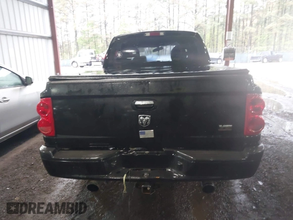 2006 Dodge Dakota ST with VIN 1D7HE28N66S707560, listed as a IAAI auction lot 41982933 with 150,775 mi miles and . Bid and sale history available at carsss.com. Image 16.