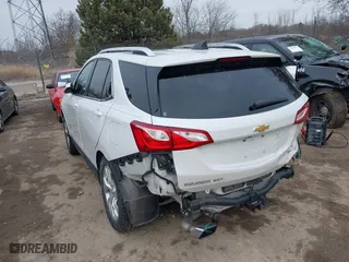2020 Chevrolet Equinox LT with VIN 3GNAXVEX6LS731149, listed as a IAAI auction lot 41717267 with 49,705 mi miles. Bid and sale history available at carsss.com. Image 3.