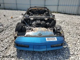 1993 Chevrolet Corvette with VIN 1G1YY23P6P5104627, listed as a Copart auction lot 68244334 with 0 mi miles and Clean Title. Bid and sale history available at carsss.com. Image 5.
