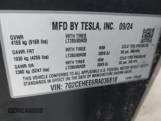 2024 Tesla Cybertruck Cyberbeast z VIN 7G2CEHEE6RA036818, wystawiony jako IAAI lot #41786789 z przebiegiem 5 478 mil mil oraz . Historia ofert i sprzedaży dostępna na DreamBid. Obrazek 9.