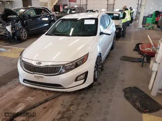 2014 Kia Optima Hybrid LX with VIN KNAGM4AD1E5062669, listed as a IAAI auction lot 41260952 with 0 mi miles. Bid and sale history available at carsss.com. Image 2.
