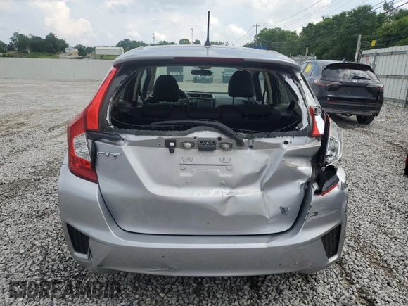 2017 Honda Fit LX with VIN JHMGK5H5XHS006599, listed as a Copart auction lot 62881415 with 58,381 mi miles and Clean title. Bid and sale history available at DreamBid. Image 6.