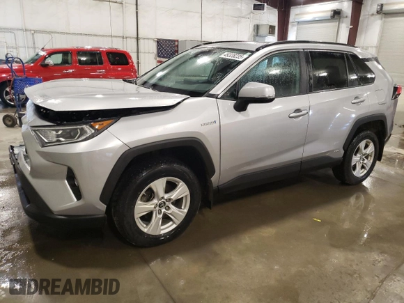 2019 Toyota RAV4 Hybrid XLE with VIN 2T3RWRFV2KW032119, listed as a Copart auction lot 49328235 with 135,235 mi miles and Salvage Title. Bid and sale history available at carsss.com. Image 1.