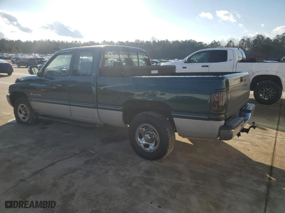 1996 Dodge Ram 1500 with VIN 3B7HC13YXTG197440, listed as a Copart auction lot 46131835 with 224,246 mi miles and Salvage Title. Bid and sale history available at carsss.com. Image 2.