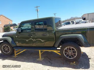 2022 Jeep Gladiator High Altitude with VIN 1C6HJTFG5NL179574, listed as a IAAI auction lot 41685973 with 38,451 mi miles. Bid and sale history available at carsss.com. Image 14.