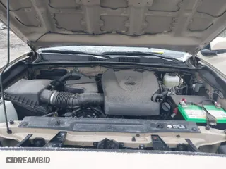 2016 Toyota Tacoma SR with VIN 5TFCZ5AN9GX037771, listed as a IAAI auction lot 41575220 with 93,261 mi miles. Bid and sale history available at carsss.com. Image 10.