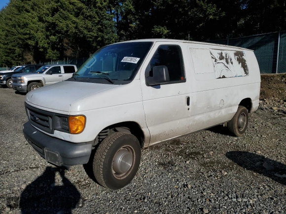 2004 Ford Econoline Cargo z VIN 1FTNE24LX4HA51567, wystawiony jako Copart lot #89223615 z przebiegiem 235 782 mil mil oraz Czysty tytuł • Clean title. Historia ofert i sprzedaży dostępna na DreamBid. Obrazek 1.