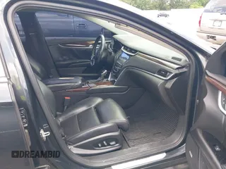 2013 Cadillac XTS Luxury с VIN 2G61P5S34D9183910, выставлен на аукционе IAAI как лот 42479531 с пробегом 160 798 миль миль и . История ставок и продаж доступна на DreamBid. Изображение 5.