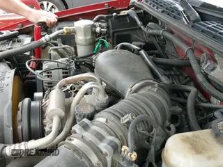 2000 Chevrolet S-10 LS with VIN 1GCDT14W2YK122291, listed as a IAAI auction lot 42341672 with 231,674 mi miles and . Bid and sale history available at DreamBid. Image 17.
