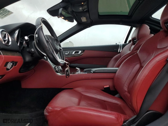 2013 Mercedes-Benz SL-Class SL 550 with VIN WDDJK7DA1DF005260, listed as a Copart auction lot 70228374 with 84,058 mi miles and Salvage Title. Bid and sale history available at carsss.com. Image 7.